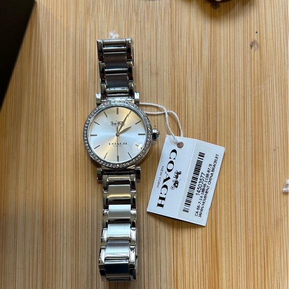 COACH MADISON ALL SILVER WATCH WITH 34MM SILVER FACE AND SILVER BRACELET - Picture 3 of 7